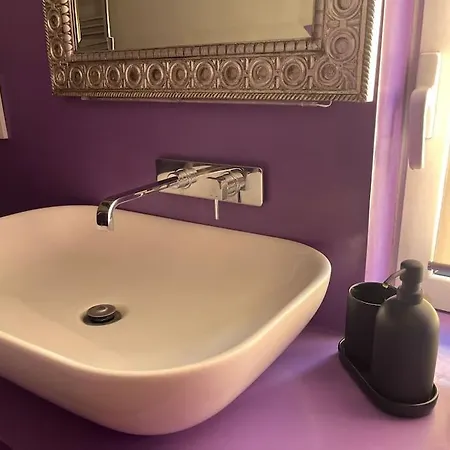 Stylish Duplex With Terrace 아파트