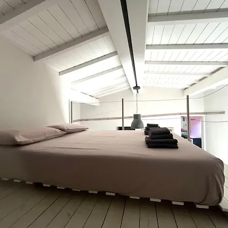 Stylish Duplex With Terrace 로마