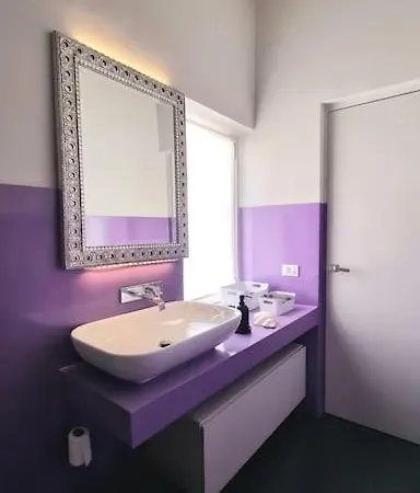 Stylish Duplex With Terrace 아파트