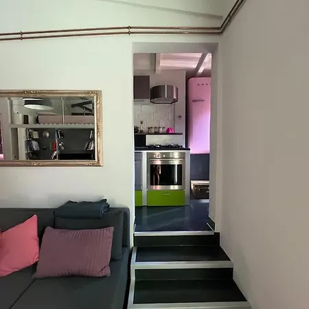 아파트 Stylish Duplex With Terrace 로마